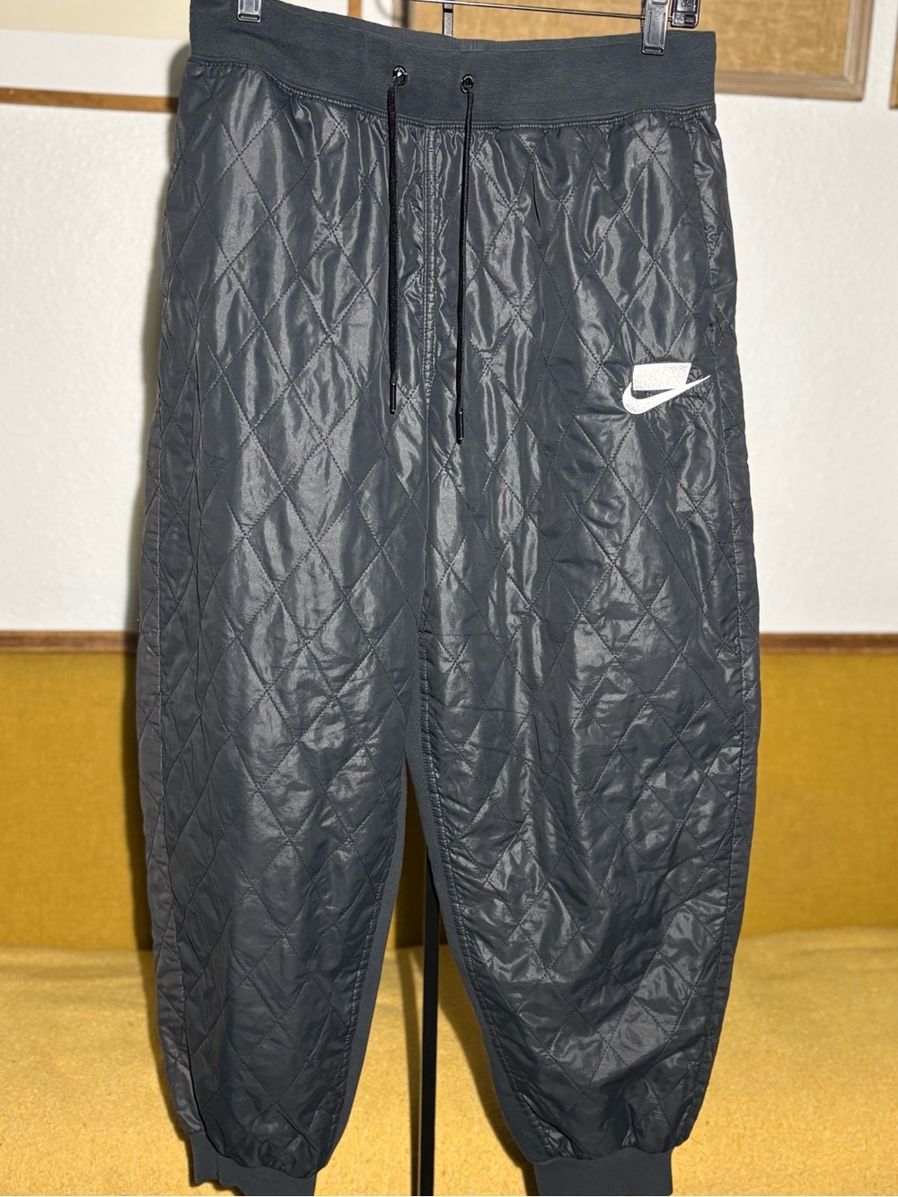 Nike Sportswear NSW Sport Pack Quilted Pants Taffeta Joggers Black - Size Medium